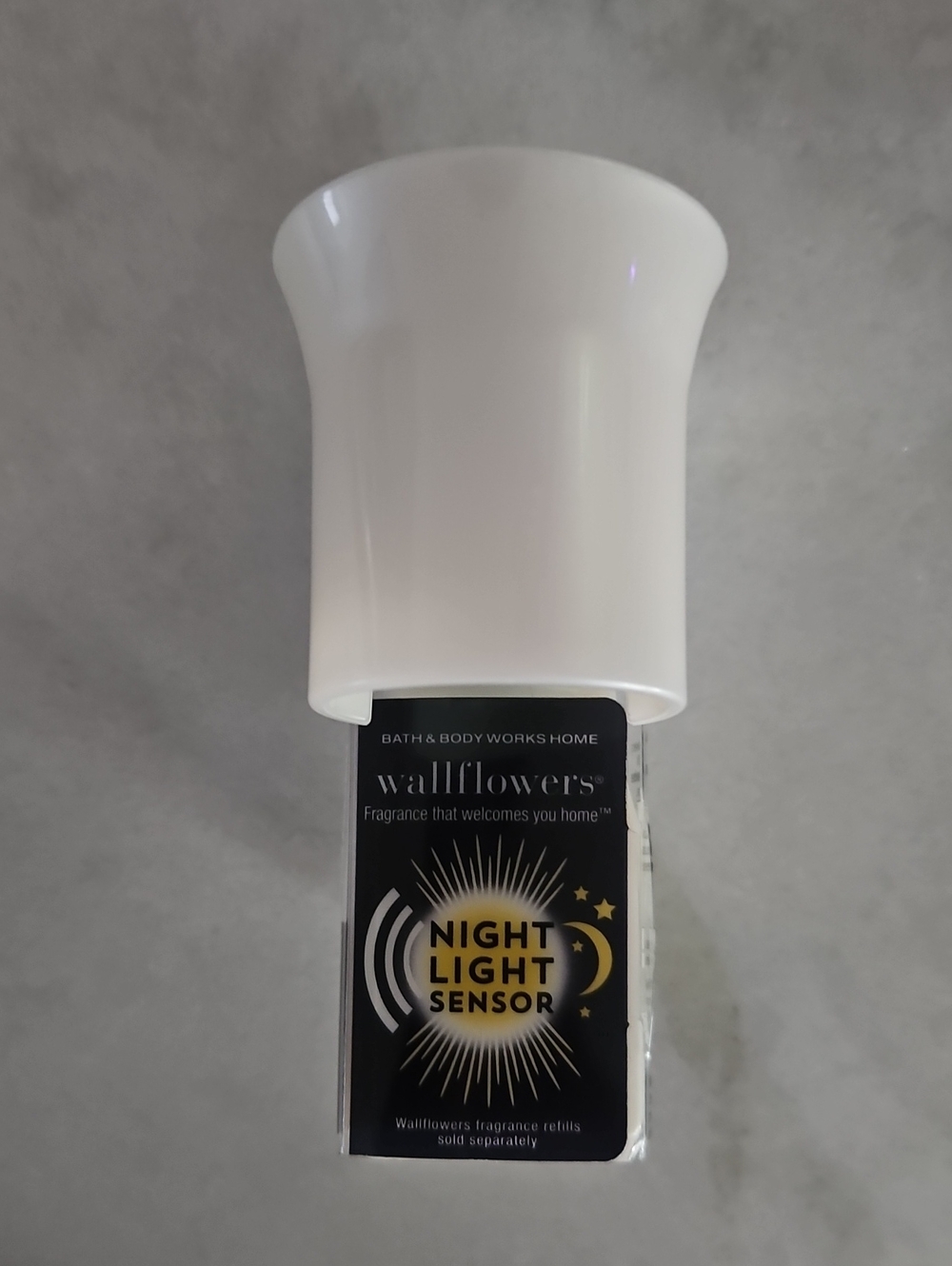 Bath & Body Works Wallflowers Night Light Sensor Plug-In